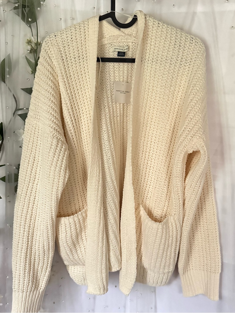 American Eagle Outfitters Soft Cream Open-Front Chunky Cardigan